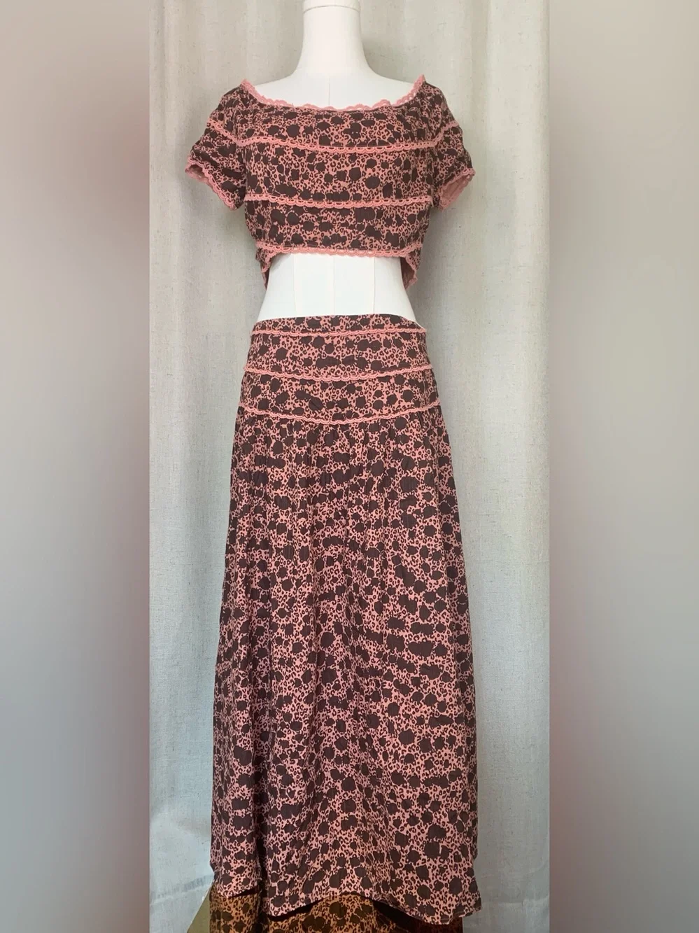 Anthropologie NWT Two-Piece Matching Set Top 4 Skirt 6